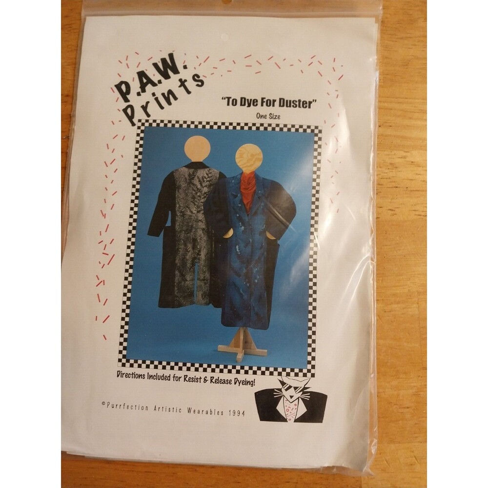 Paw Prints To Dye for Duster Pattern